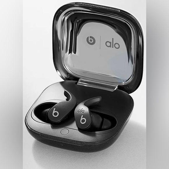 Alo Yoga X Beats Fit Pro Headphone - Picture 2 of 8